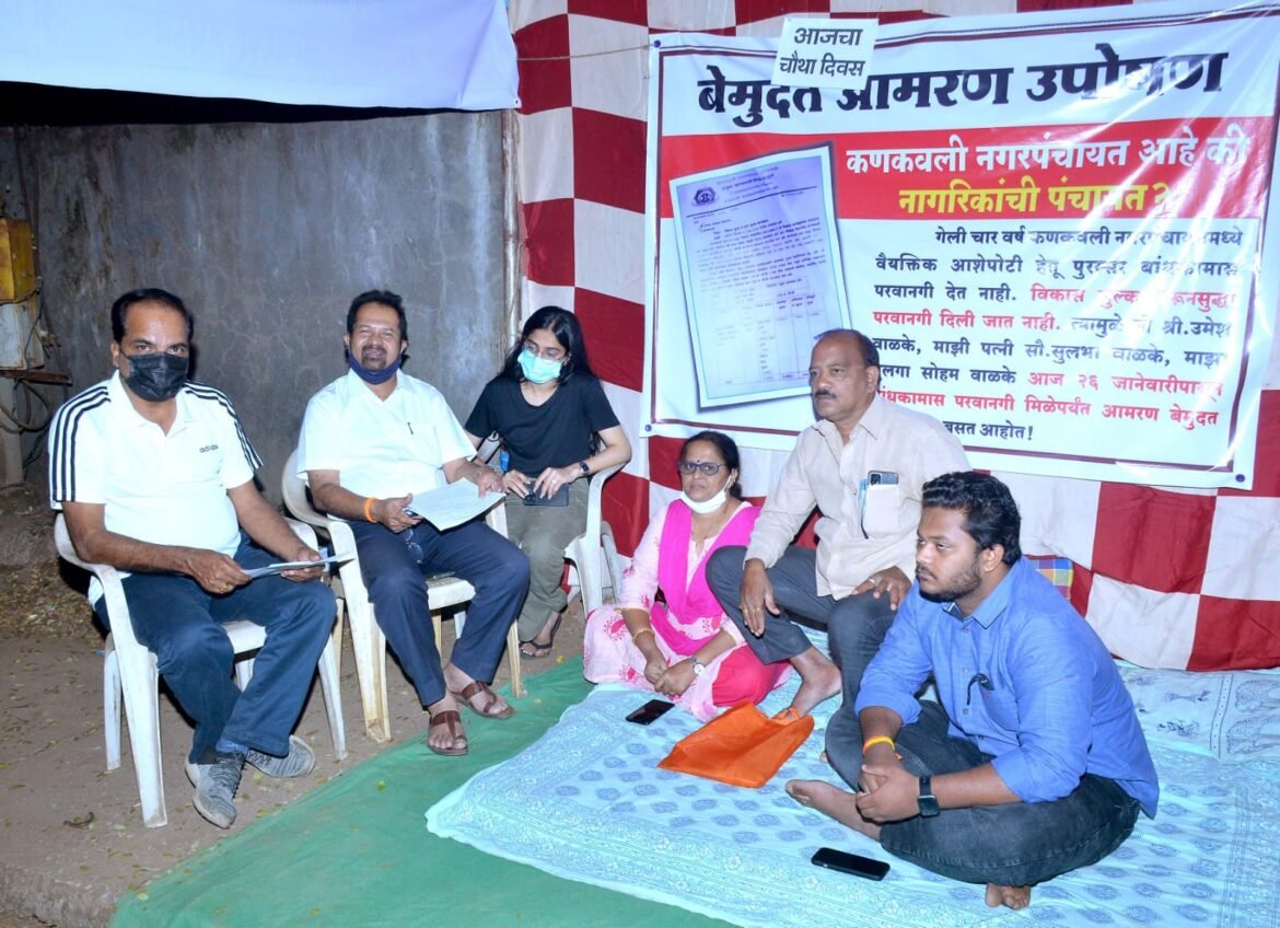 उपोषणकर्ते उमेश वाळकेंची मुंबईच्या माजी महापौरांनी घेतली भेट