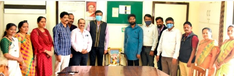 मुख्यालय पत्रकार संघ आणि माहिती कार्यालयाच्यावतीने आचार्य बाळशास्त्री जांभेकर यांना अभिवादन