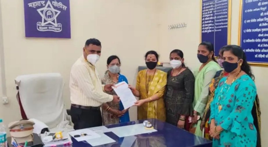 रश्मी ठाकरे यांच्या वरील आक्षेपार्ह ट्विटचा निषेध