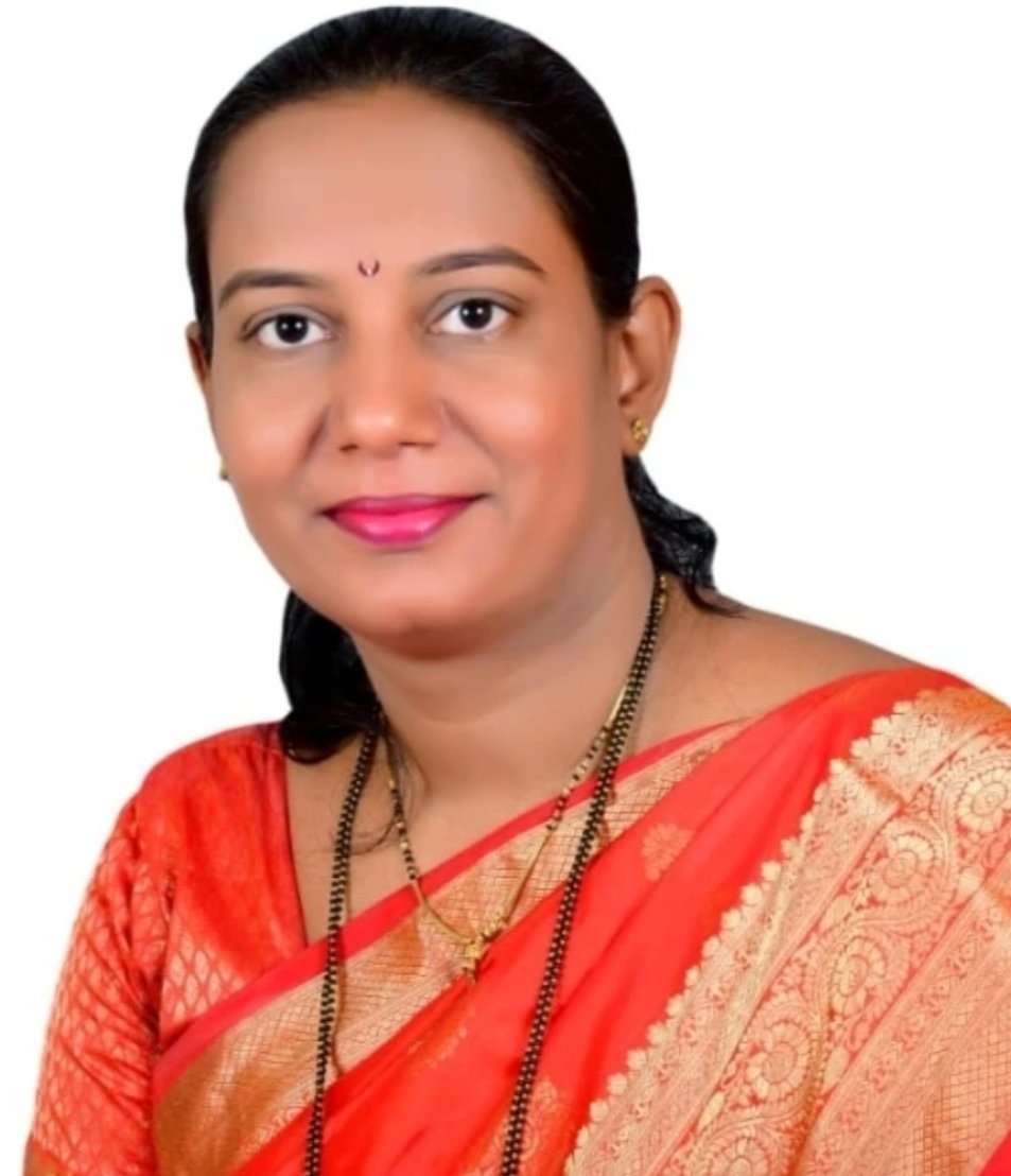जिल्ह्यात ज्ञानमंदिरे सुरू झाली असून पहिल्या दिवशी विद्यार्थ्यांचा चांगला प्रतिसाद