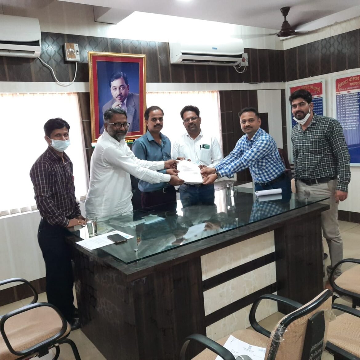 हमीपत्रासाठी अजून एक महिन्याची मुदत वाढ