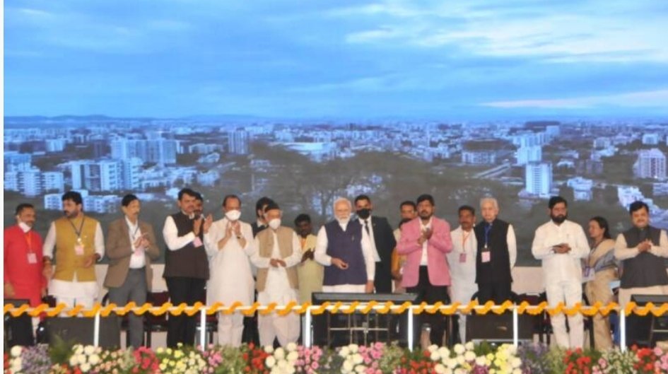 पुणे मेट्रो रेल्वे प्रकल्पाच्या पहिल्या टप्प्याचे प्रधानमंत्री नरेंद्र मोदी यांच्या हस्ते उद्घाटन