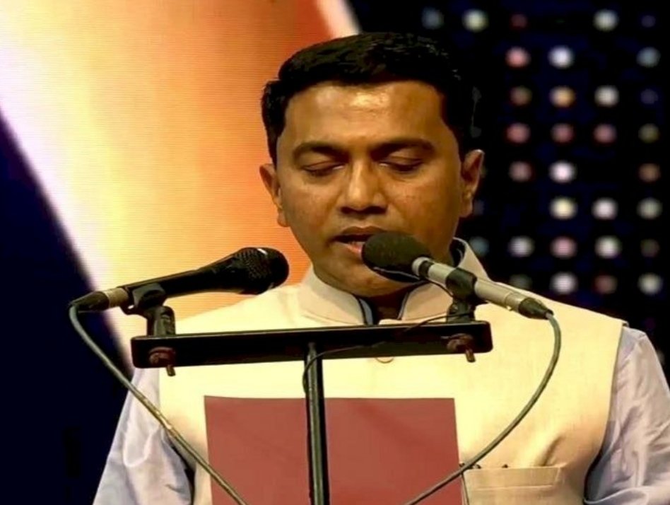 डॉ. प्रमोद सावंत यांनी दुसऱ्यांदा घेतली मुख्यमंत्री पदाची शपथ. पंतप्रधान नरेंद्र मोदी यांची शपथविधीला प्रमुख उपस्थिती