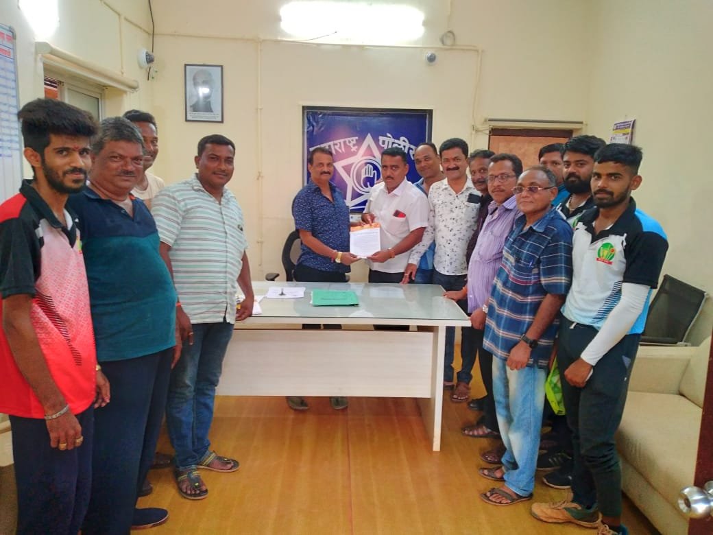 आय एन एस विक्रांत च्या नावाखाली गोळा केलेल्या पैशांचा घोटाळा प्रकरणी देशद्रोहाचा गुन्हा किरीट सोमय्यावर दाखल करण्याची शिवसेनेची मागणी