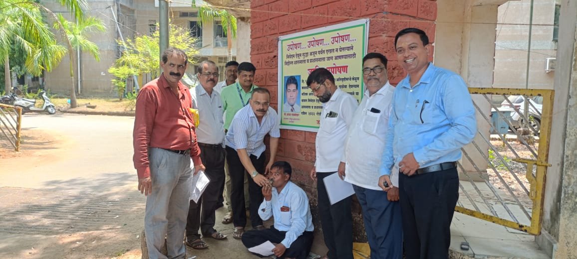 *अखेर लेखी आश्वासनानंतर केळुस उपसरपंच व पत्रकार आबा खवणेकर यांनी आपले जाहीर उपोषण घेतले मागे*