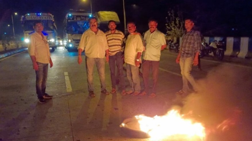 शरद पवार यांच्या निवासस्थानावर केलेल्या  भ्याड हल्ल्याचे कुडाळमध्ये पडसाद