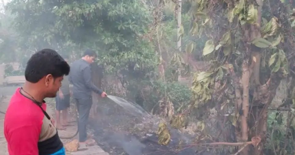 कणकवली नरडवे रोडवर शॉर्टसर्किटने आग लागून तारा तुटल्या