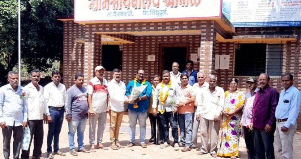 श्री आदिष्टी देवी विकास सेवा सोसायटी खांबाळे चेअरमनपदी प्रविण गायकवाड तर व्हाईस चेअरमनपदी जगदीश पवार यांची बिनविरोध निवड