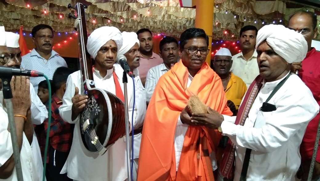 भगवंताच्या नामस्मरणाने मनाला वर्तमानाचा आनंद उपभोगण्याची शक्ती आणि दृष्टी मिळते – आर.जे.पवार