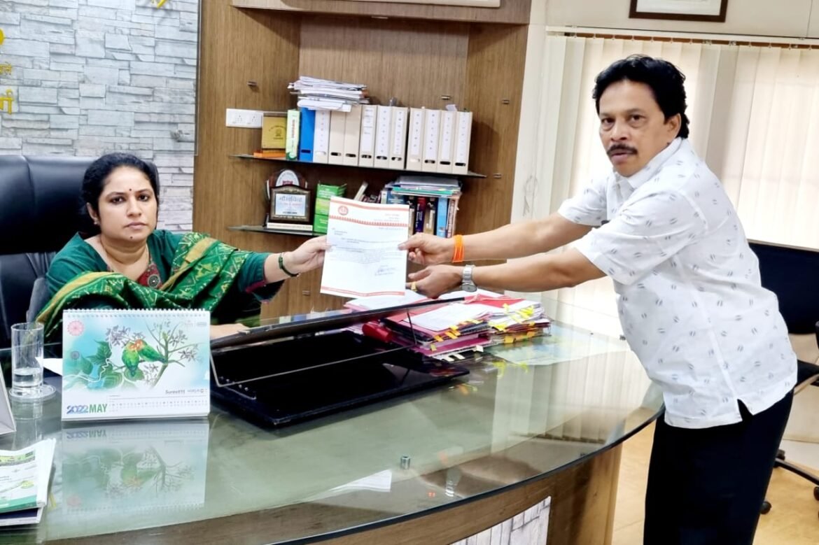 २०२१ सारखी पूरस्थिती पुन्हा उदभवु नये यासाठी कणकवली शहर गणपती साना, खारेपाटण नदी, जानवली नदी आणि वागदे गडनदी पात्रातील गाळ त्वरीत काढणार