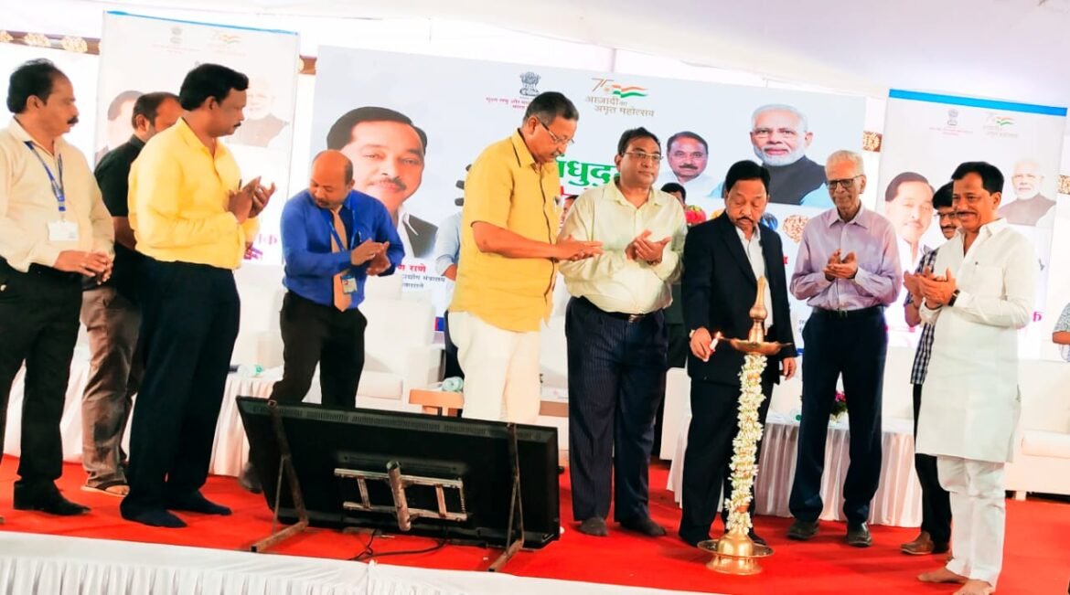 सिंधुदुर्ग औद्योगिक महोत्सव २०२२ चे केंद्रीय उद्योग मंत्री नारायण राणे यांच्या हस्ते झाले शानदार उदघाटन