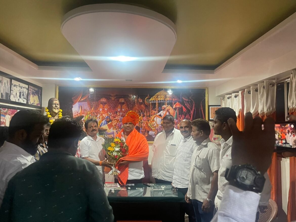 सीमाभागातील मराठी संस्थांना अनुदान मिळवून देण्यासाठी प्रयत्न करणार-आ.वैभव नाईक