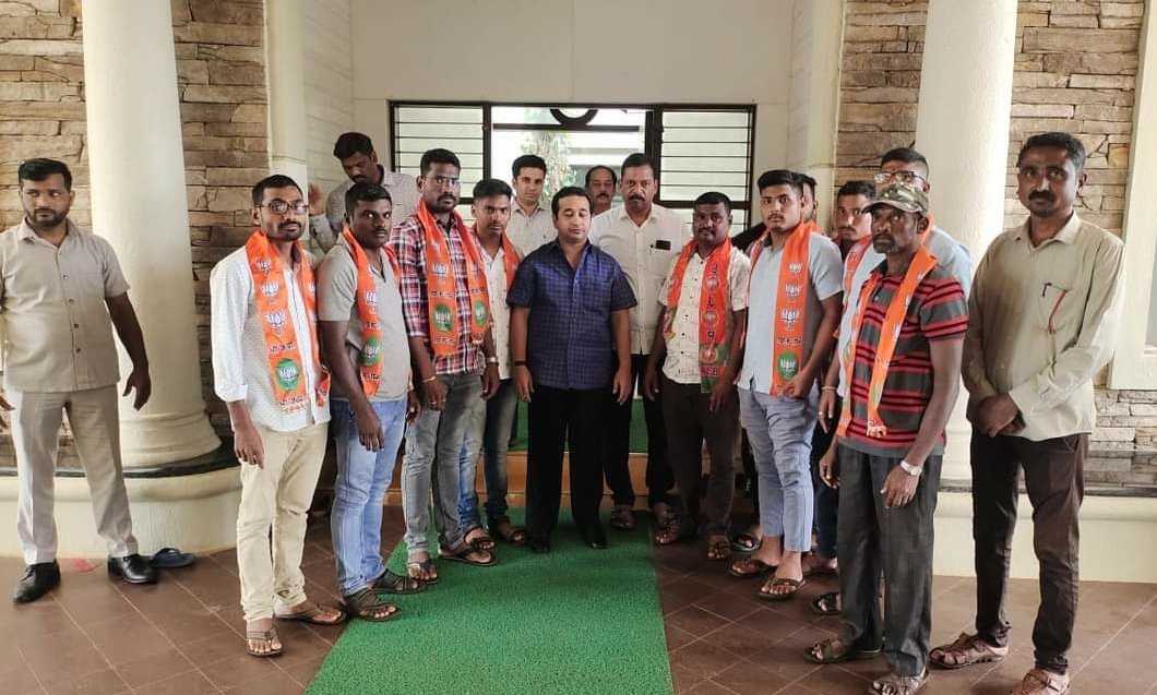 फोंडाघाट मधील राष्ट्रवादी काँग्रेसच्या कार्यकर्त्यांचा भाजप प्रवेश