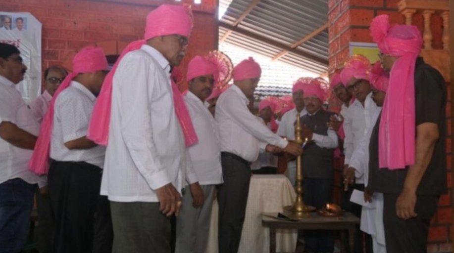 कुंभार समाज बांधवांच्या मेळाव्याचे सतीश दरेकर यांच्या हस्ते उद्घाटन