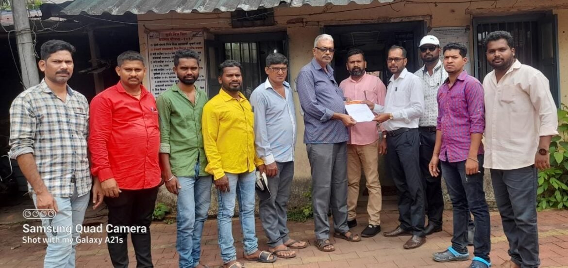 सावंतवाडी येथील डिंगणे गाळेल, डोंगरपाल या ठिकाणी वायरमनची कायमस्वरूपी नेमणूक करण्याबाबत मनसेचे सावंतवाडी उपअभियंता यांना निवेदन