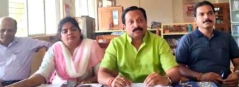 नगरवाचनालयाच्या 362 वाचकांपैकी एकाही वाचकाचा मोर्चात सहभाग नाही