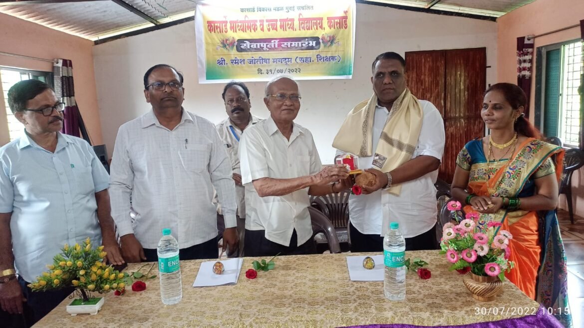 विषयावर प्रभूत्व असणारे शिक्षक मिळणे शाळेचे भाग्यच-प्रभाकर कुडतरकर