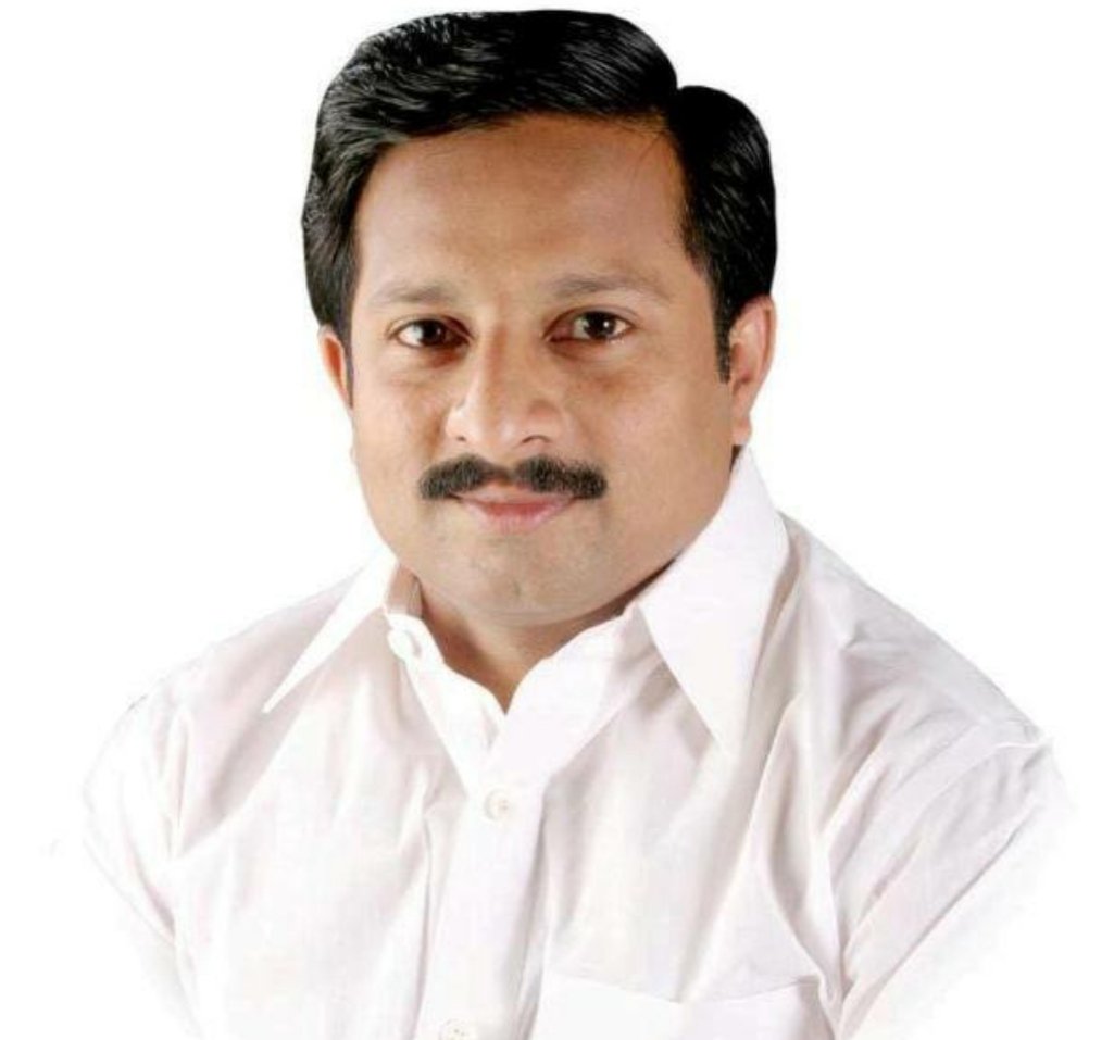 *आ. दीपक केसरकरांनी राणे कुटुंबीयांवर केलेल्या टीकेला भाजपा कार्यकर्त्यांनी तूर्तास कोणतेही उत्तर देऊ नये!*