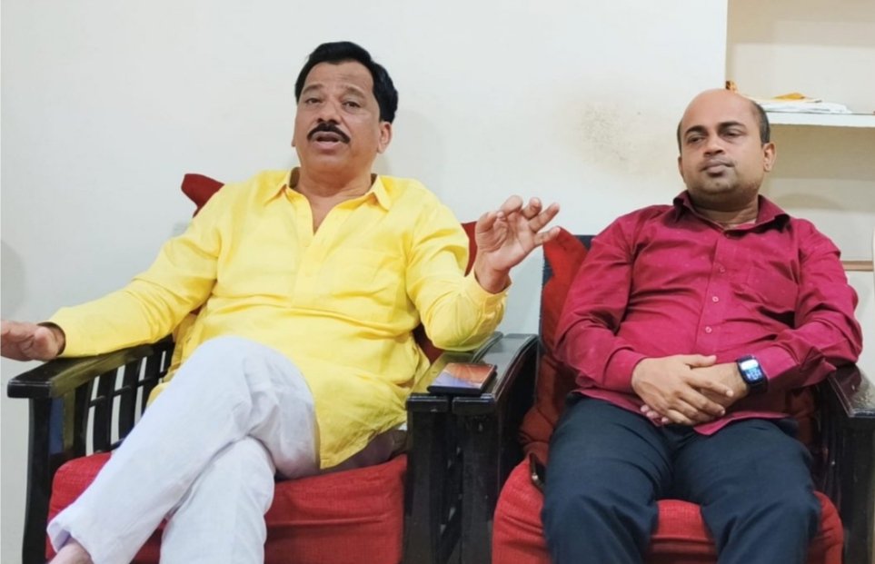 आमदार दीपक केसरकर यांना आवरा; भाजपा जिल्हाध्यक्ष राजन तेली यांची शिंदे- फडणवीस यांच्याकडे मागणी