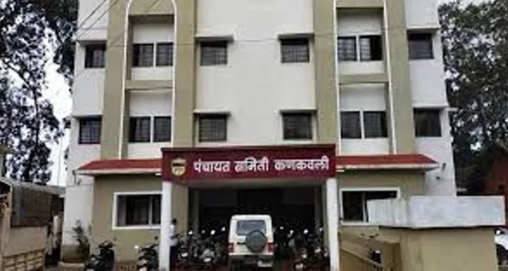 आजादी का अमृत महोत्सव अंतर्गत कणकवली तालुक्यात चित्ररथ दौरा