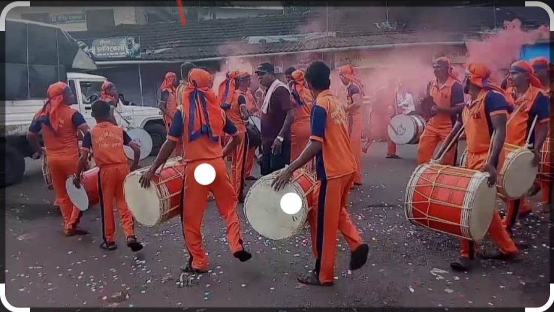 कासार्डेत नवरात्रौत्सवानिमीत्त पांरपारिक राज्यस्तरीय ढोल वादन स्पर्धेचे आयोजन