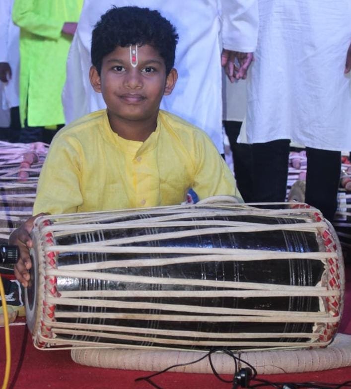 पखवाज वादन परीक्षेत कासार्डे विद्यालयाचा कु. अश्मेष लवेकरचे यश