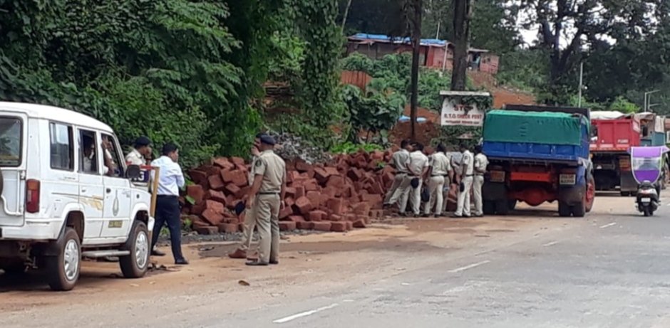 गोव्यात येणाऱ्या खनिज वाहतूकीवर गोवा सरकारकडून रॉयल्टी
