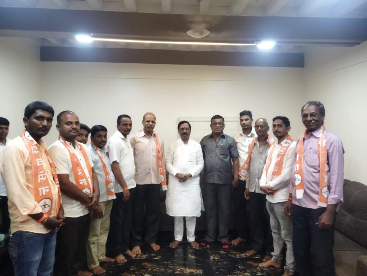 देवगड मणचे येथे शिवसेनेचा भाजपला धक्का