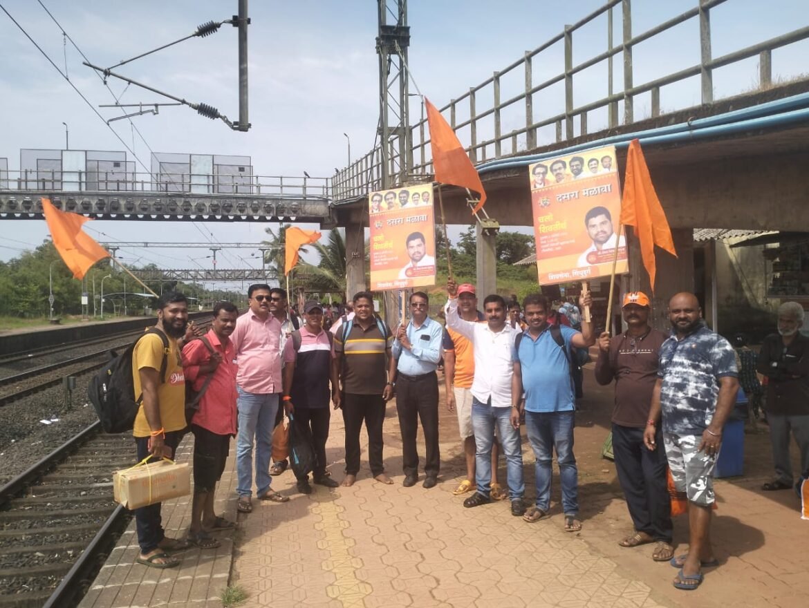 दसरा मेळाव्यासाठी कुडाळ मालवण मतदारसंघातील शिवसैनिक मुंबईत जाण्यास सुरुवात