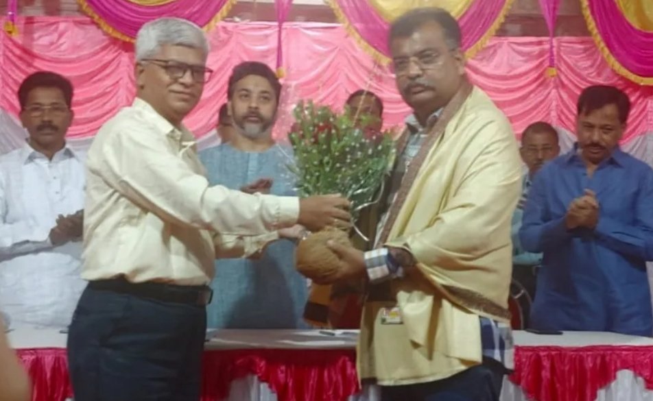 आंगणेवाडीतील श्री भराडी देवीचा आशीर्वाद घेऊन पालकमंत्र्यांची सिंधुदुर्गच्या विकासकामांना सुरुवात.