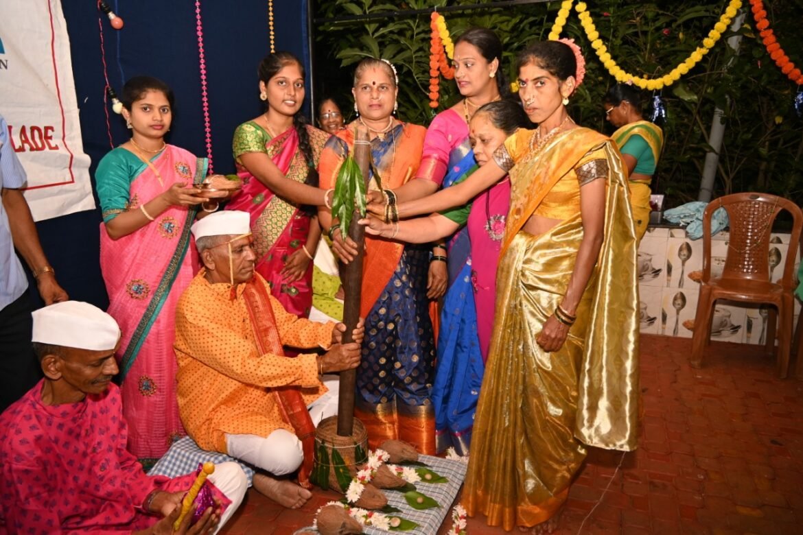 दिविजा वृध्दाश्रमातील नाविन्यपूर्ण आजोबांचा लग्नसोहळा