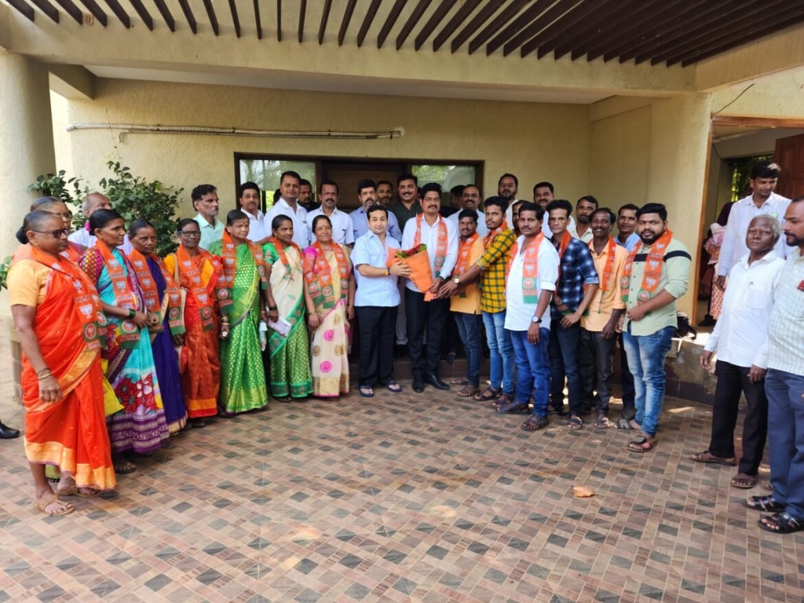 आ.नितेश राणेंनी दिला कासरल मध्ये ठाकरे सेनेला धक्का