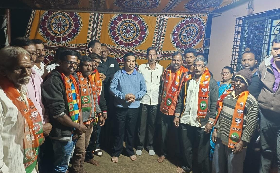 फोंडा येथील लोरे नं. २ मधील उद्धव ठाकरे शिवसेनेचे कार्यकर्त्यांचा भाजपामध्ये प्रवेश