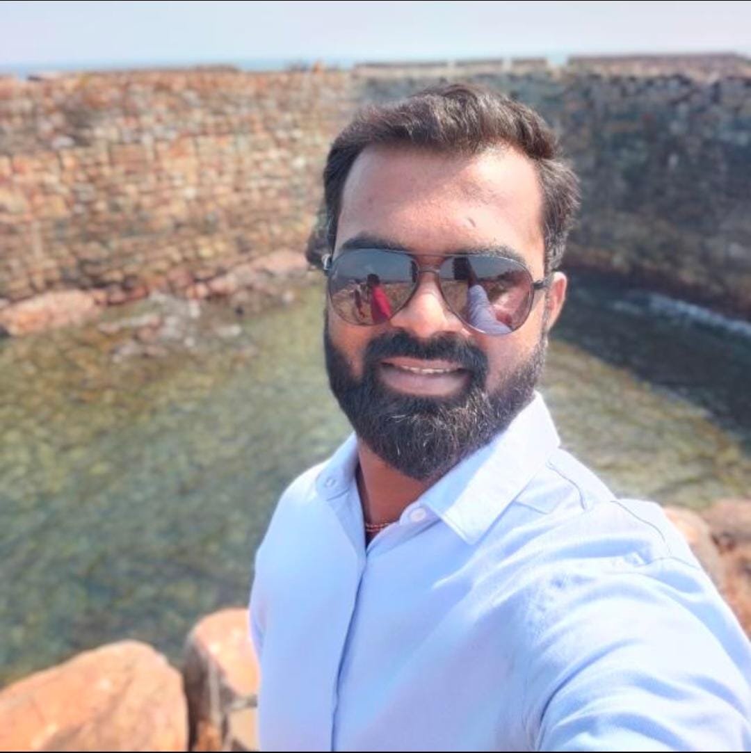 पोलीस फ्युएल सेंटर कणकवली येथील कंत्राटी कर्मचाऱ्यांच्या पाठीशी मनसे उभी राहणार