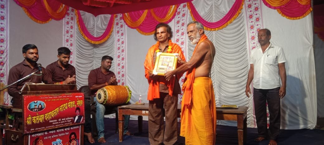 सुरंगपाणी विठ्ठल पंचायतनातील दशावतारी नाटय़महोत्सवात सहभागी दशावतार नाटक मालकांचा खास गौरव