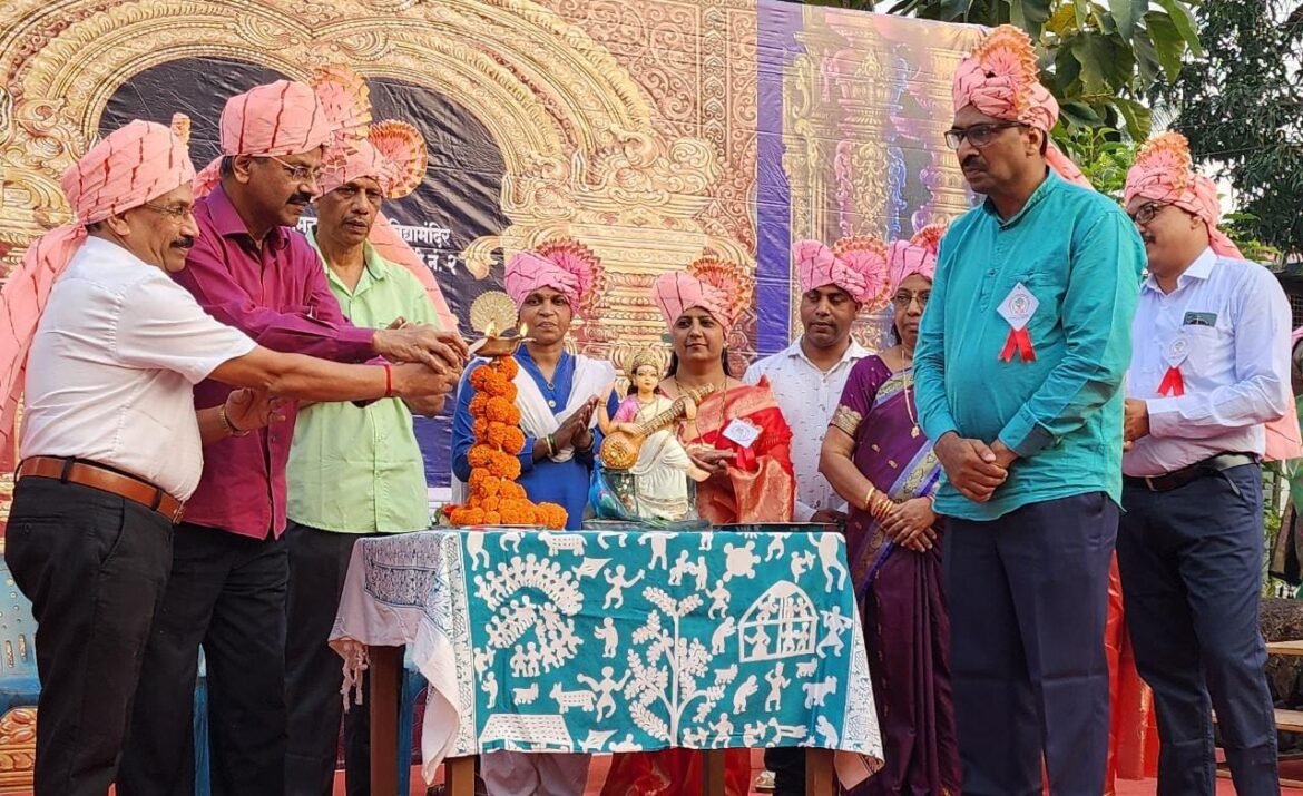 सावंतवाडीच्या कामत शाळेचे काम कौतूकास्पद म्हणून पाचवीचा वर्ग मंजूर झाला.