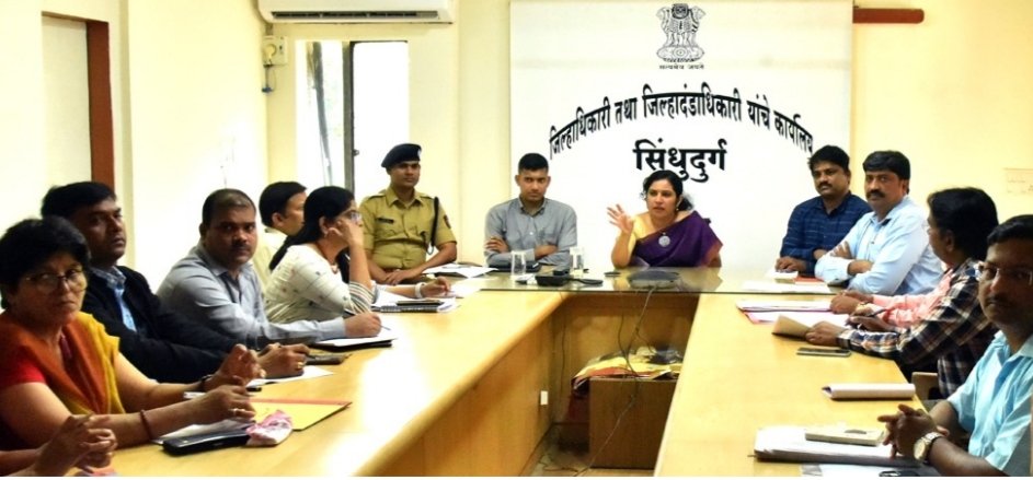 सुरक्षितता म्हणून नागरिकांनी मास्क वापरावा