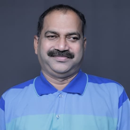 कवी अजय कांडर यांच्या “बाया पाण्याशीच बोलतात” या कवितेचा चौथ्यावेळी अभ्यासक्रमात समावेश