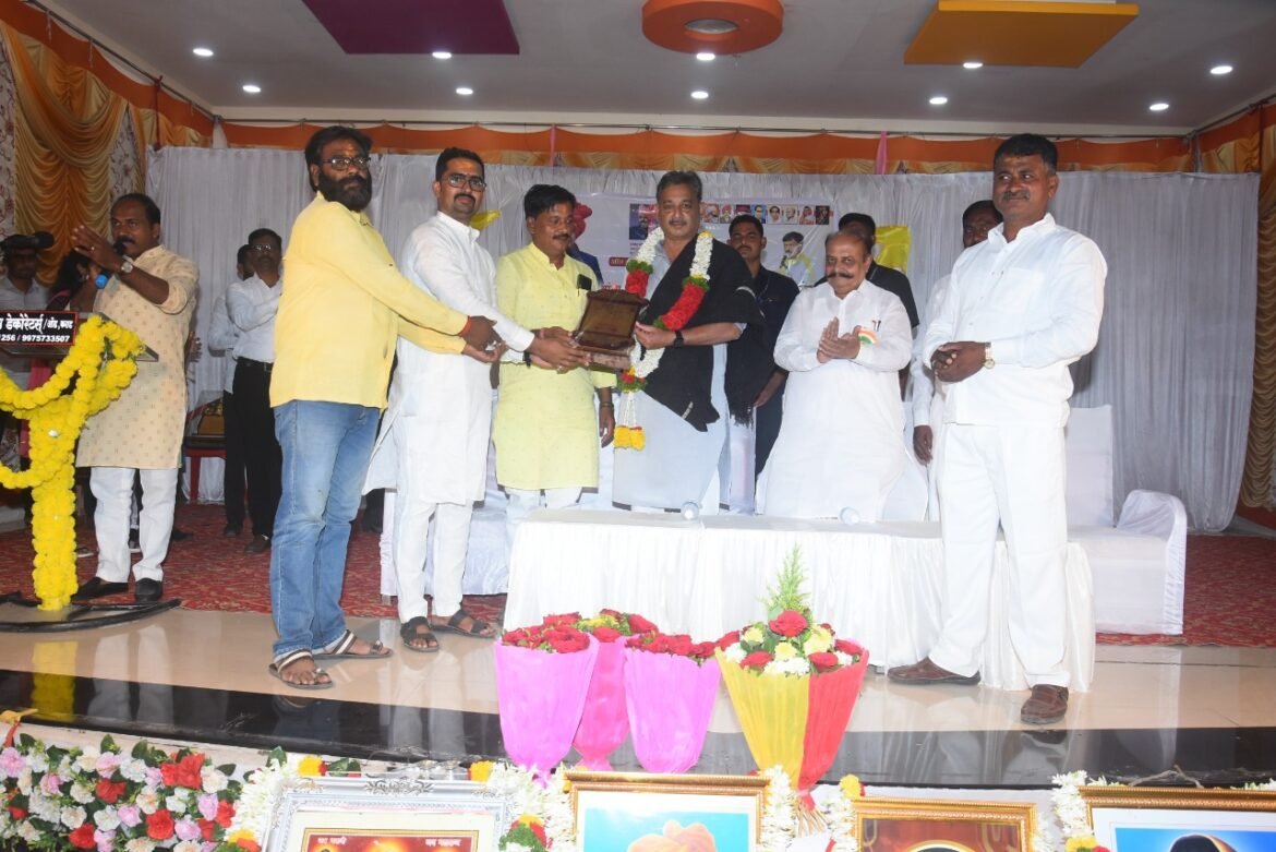 धनगर समाजाला एसटी आरक्षण मिळवून देण्यासाठी प्रयत्न करणार  : श्रीमंत युवराज संभाजी राजे छत्रपती