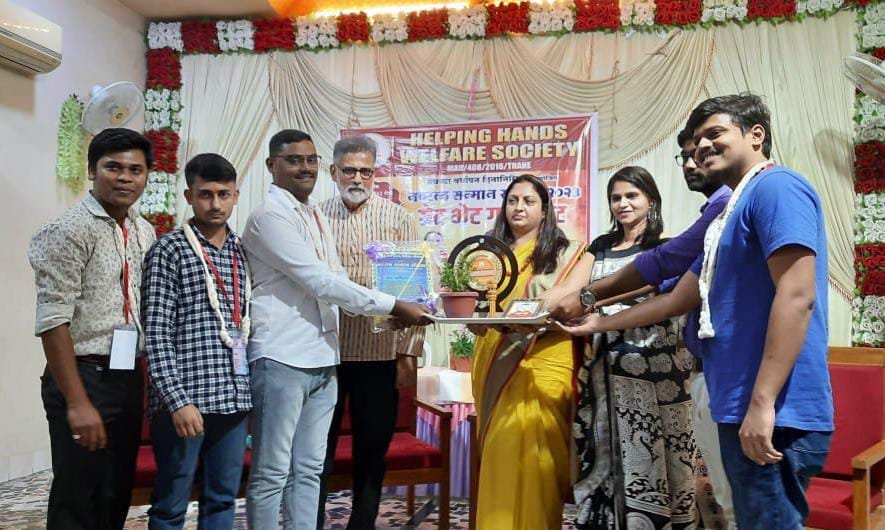यारा फाउंडेशनला राज्यस्तरीय नवरत्न पुरस्कार प्रदान