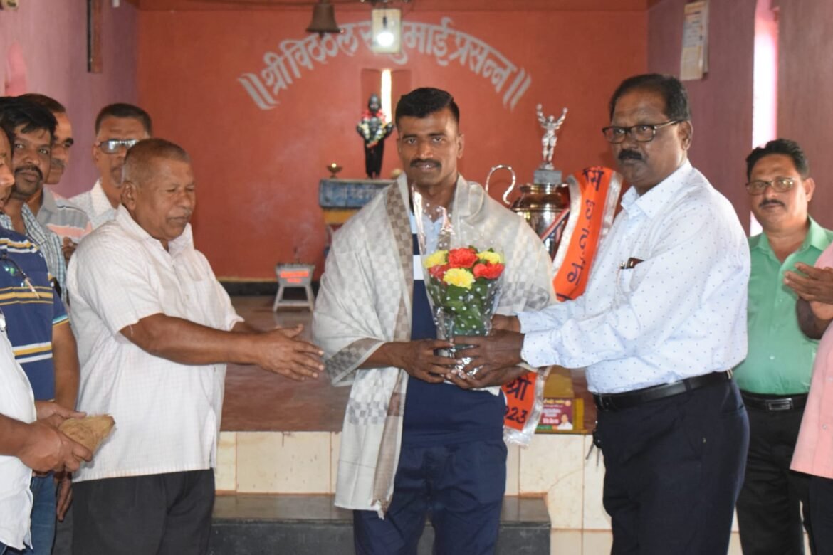 जिल्हास्तरीय शरीरसौष्ठव्य स्पर्धेत तळेरेचा योगेश वायंगणकर अव्वल