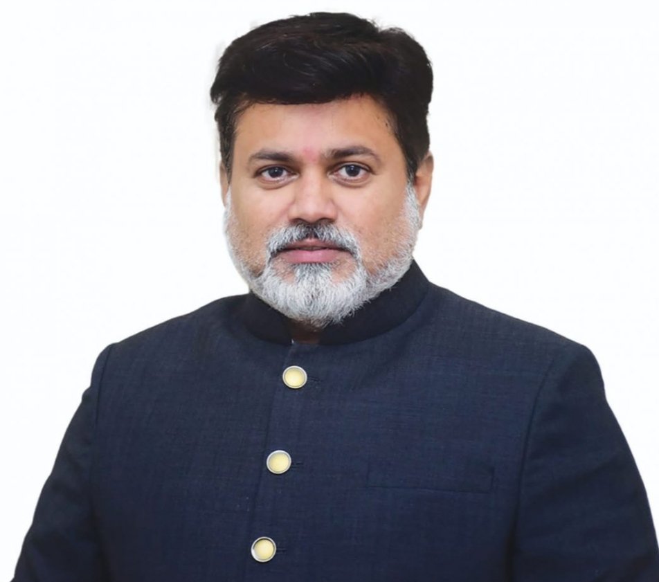 मयत पत्रकार शशिकांत वारिसे यांच्या कुटुंबियांना शासनाकडून 25 लाखांची मदत