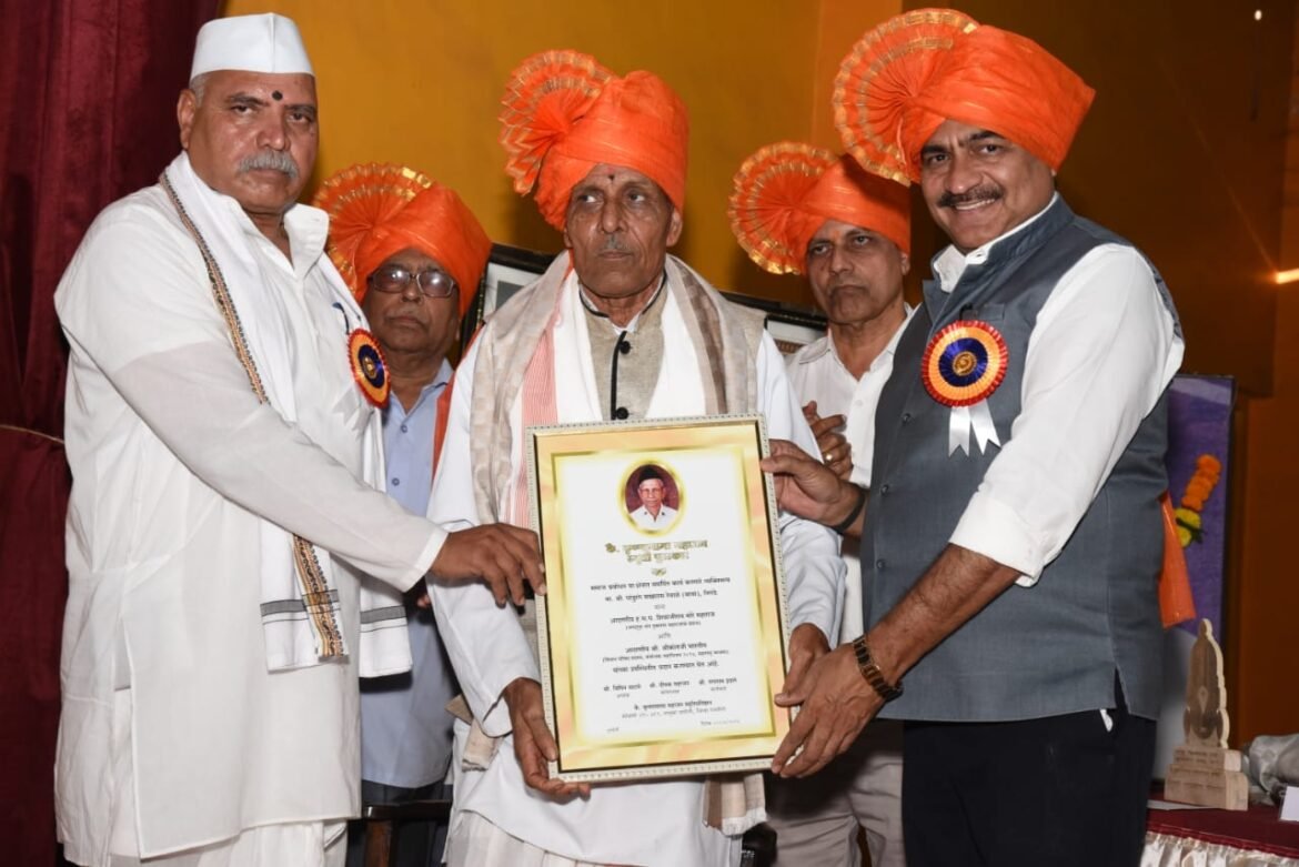 कृष्णामामा महाजन स्मृती पुरस्कार वितरण सोहळा दिमाखात संपन्न.!