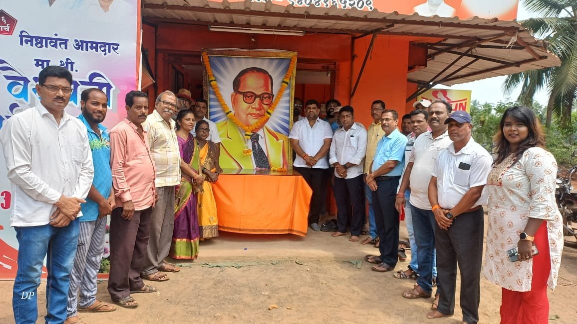 *आ. वैभव नाईक यांनी मालवण तालुक्यात विविध ठिकाणी भेट देत डॉ. बाबासाहेब आंबेडकर यांची जयंती केली साजरी*