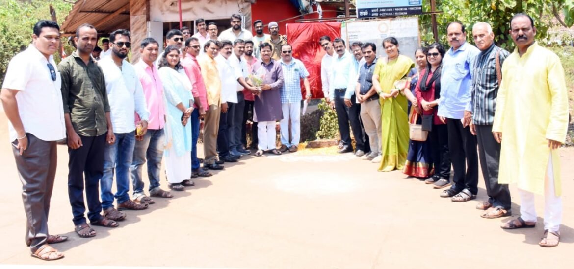भाजपा जिल्हाध्यक्ष राजन तेली यांच्या हस्ते वेंगुर्ले आगारात ” सेवा शक्ती संघर्ष कामगार संघाच्या ” नामफलकाचे उद्घाटन