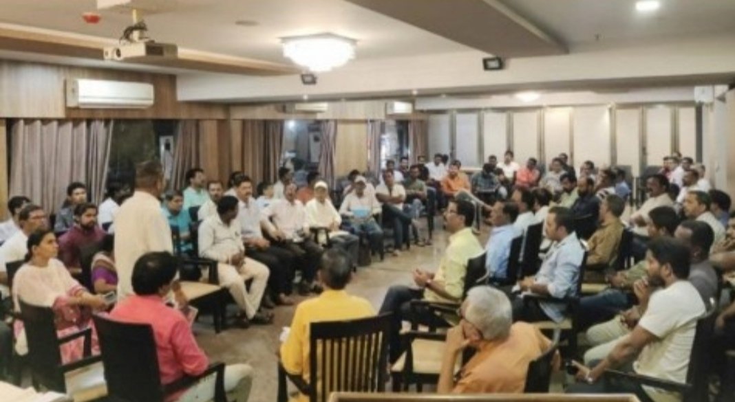 १५ एप्रिलला रत्नागिरीत सकल हिंदू समाजातर्फे होणाऱ्या हिंदू गर्जना मोर्चाच्या नियोजनाची बैठक संपन्न