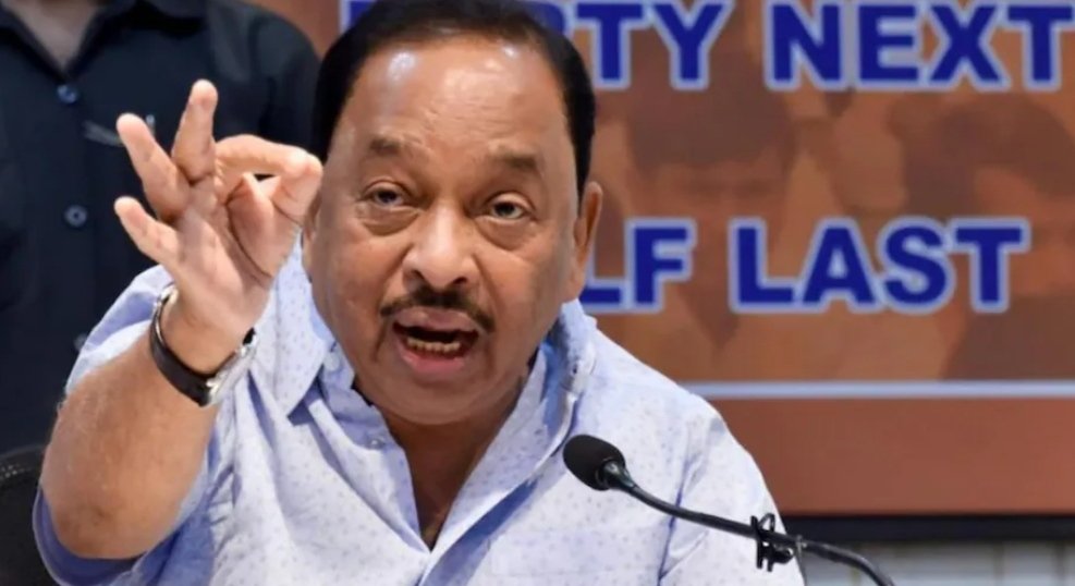 फडणवीस, मोदींवर बोलण्याची उद्धव ठाकरेंची लायकी नाही : नारायण राणे
