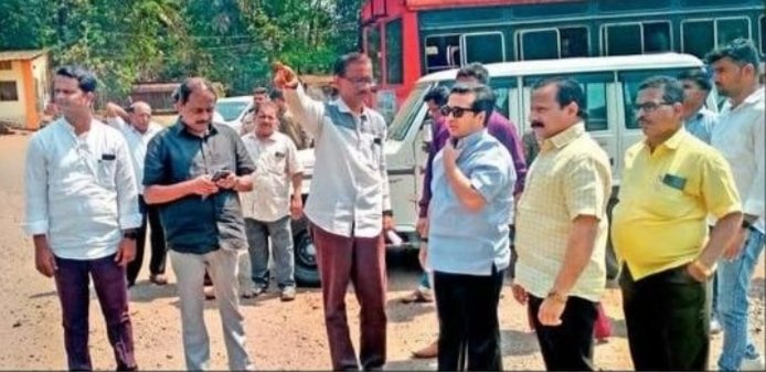 आ. नितेश राणे यांनी कणकवली बस स्थानकांची केली पाहणी