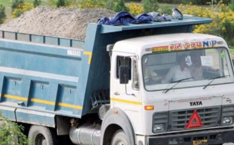 सहा वाळू डंपर पकडले, मालवण तहसिलदारांची कारवाई