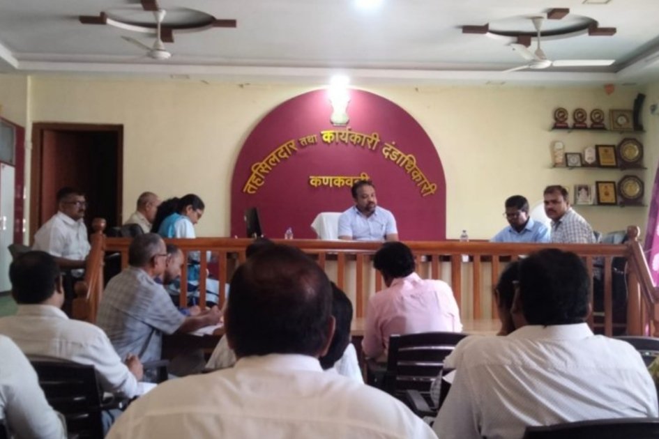 अतिवृष्टी काळात घडणाऱ्या आपत्तीत प्रशासनाने सज्ज राहावे